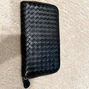 Bottega Veneta Long Black Woven Zip Wallet Authentic